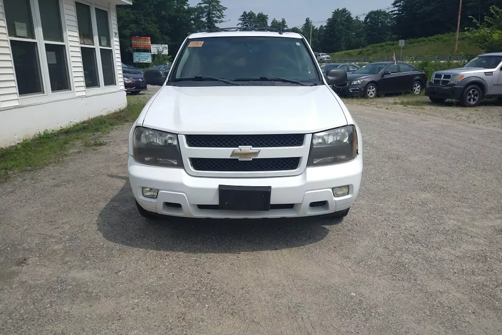 2009 Chevrolet Trailblazer LT photo 1