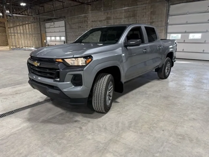 2026 Chevrolet Colorado LT photo 1
