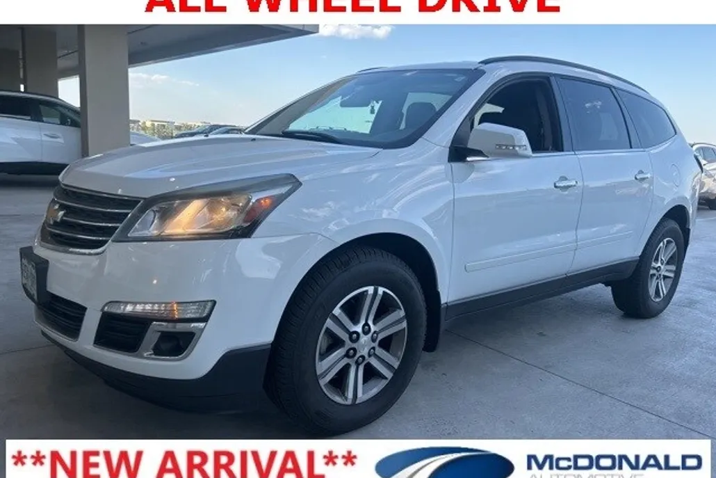 2016 Chevrolet Traverse 1LT photo 1
