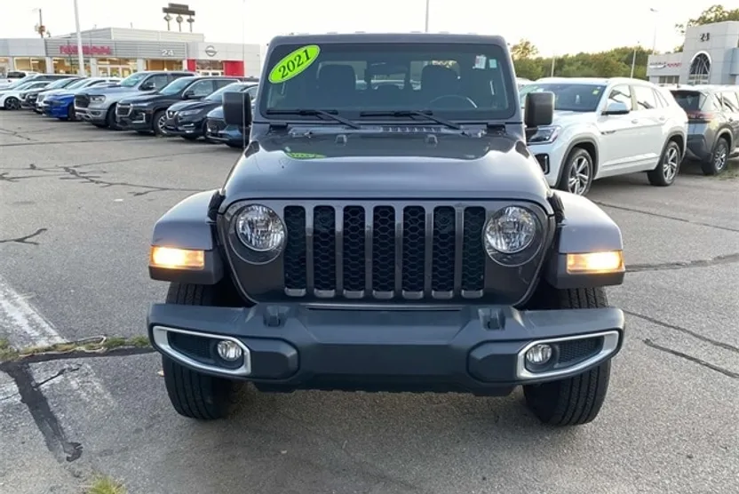 2021 Jeep Gladiator Sport S photo 1