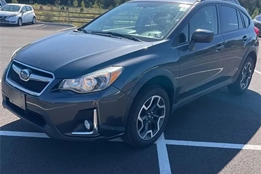 2017 Subaru Crosstrek 2.0i Premium photo 1