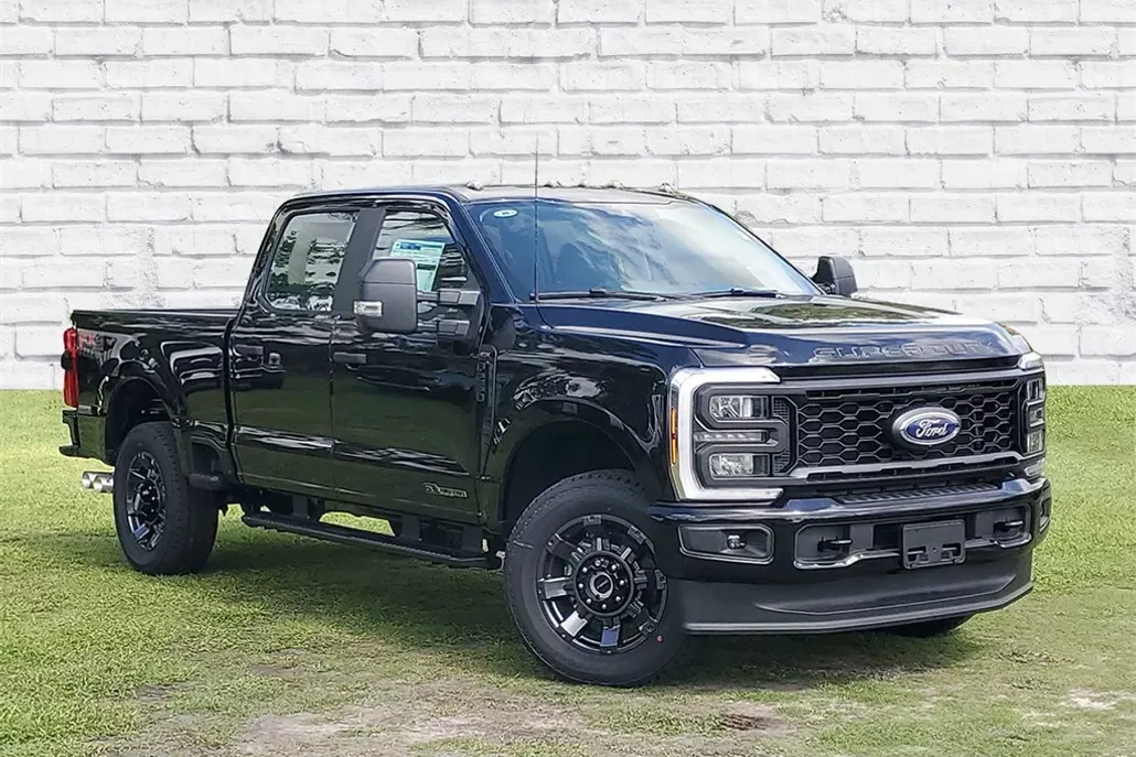 2025 Ford F-250 XL photo 1