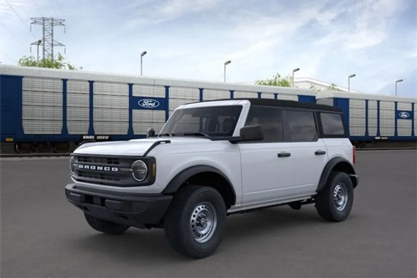 2025 Ford Bronco Base photo 1