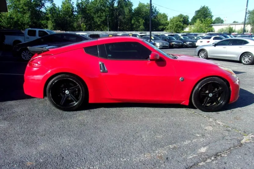 2014 Nissan Z Nismo photo 1