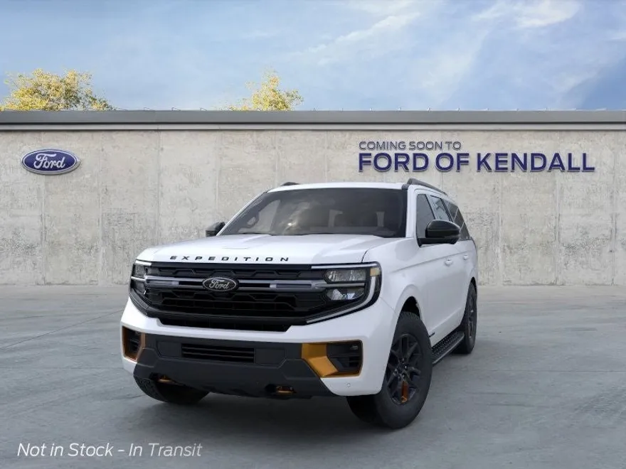 2025 Ford Expedition photo 1