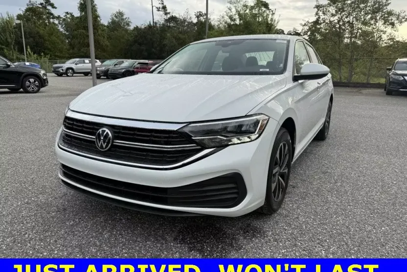 2022 Volkswagen Jetta 1.5T S photo 1