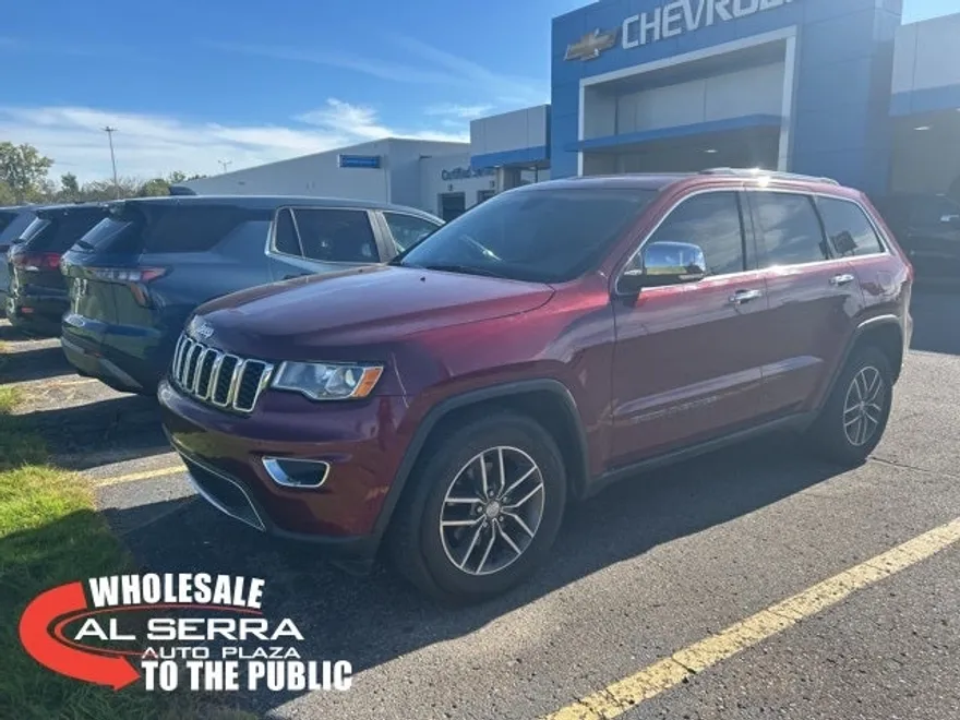 2017 Jeep Grand Cherokee Limited photo 1
