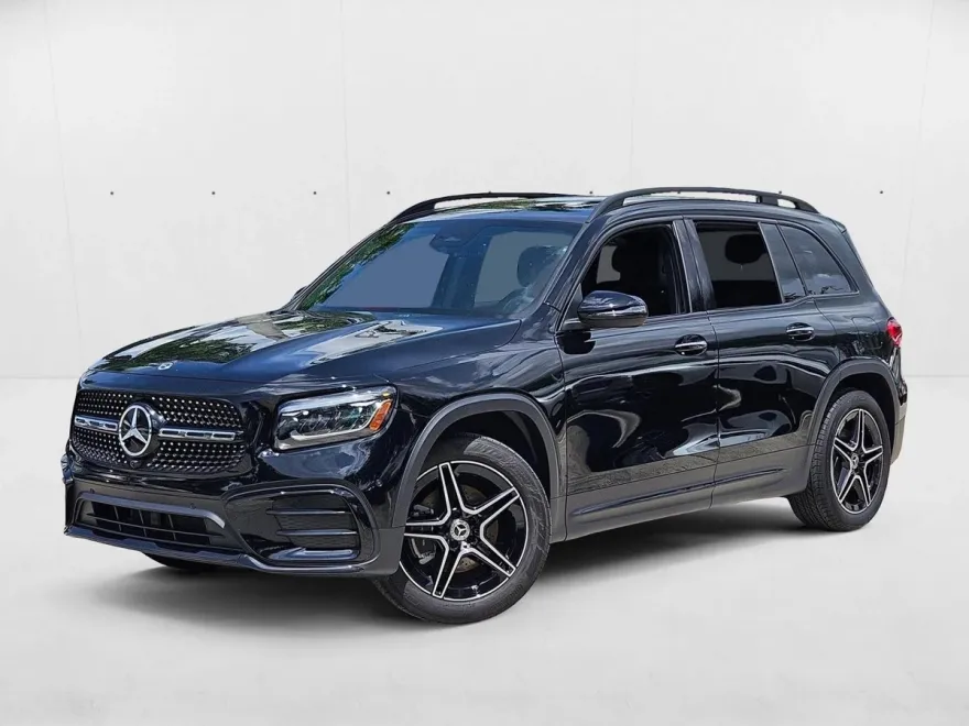 2025 Mercedes Benz GLB 250 photo 1