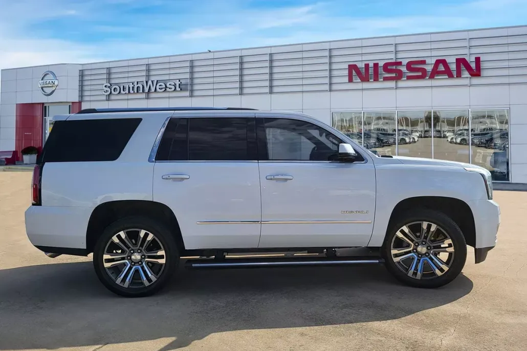 2019 Gmc Yukon Denali photo 1