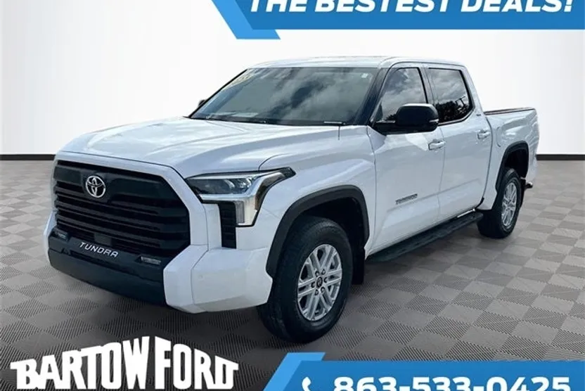 2023 Toyota Tundra SR5 photo 1