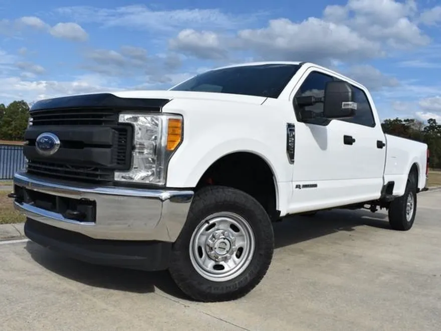 2017 Ford F-250 XL photo 1