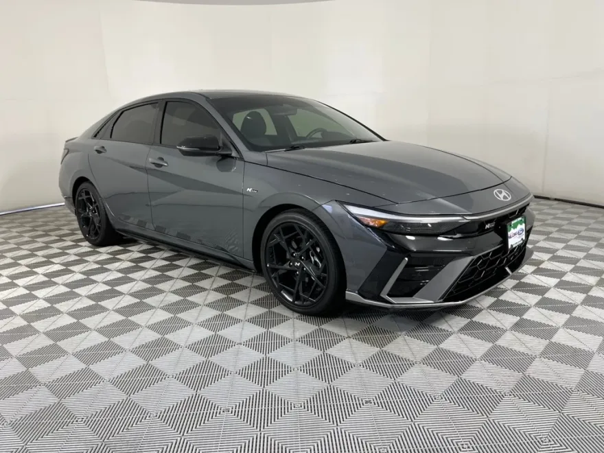 2025 Hyundai Elantra N Line photo 1