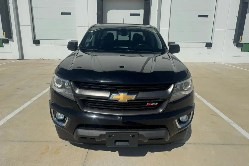 2017 Chevrolet Colorado Z71 photo 1