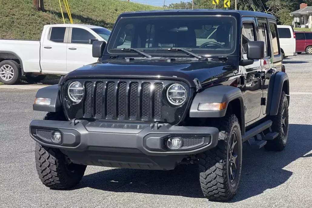 2020 Jeep Wrangler Unlimited Willys photo 1