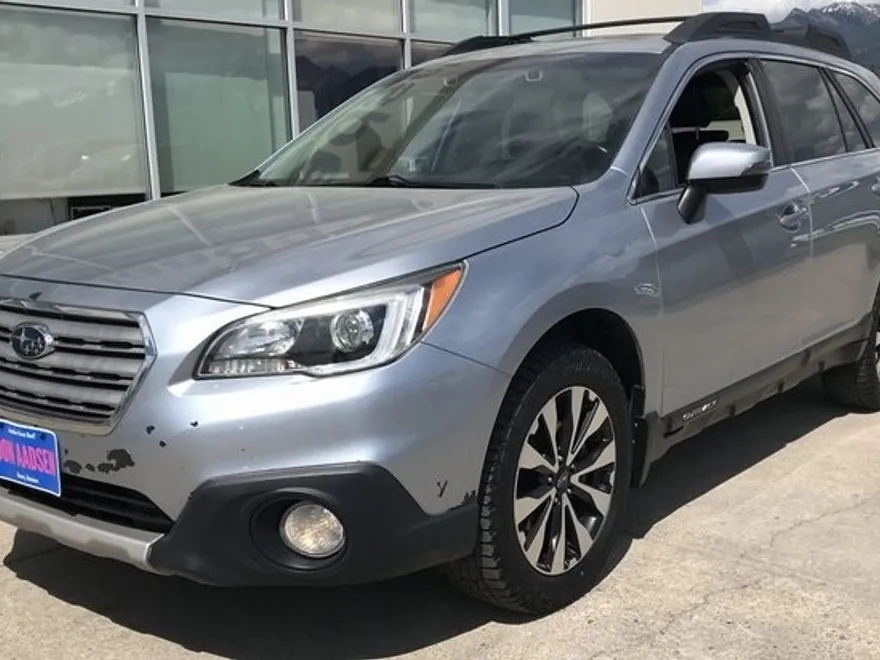 2017 Subaru Outback 2.5i photo 1