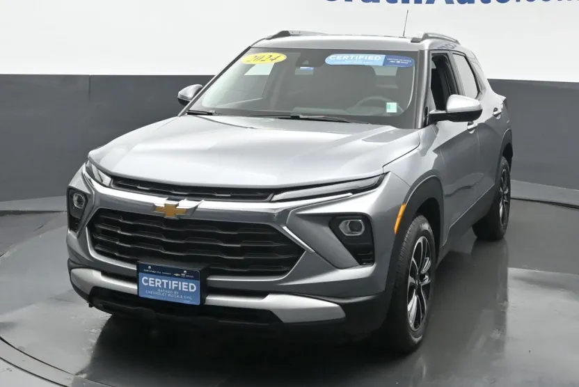 2024 Chevrolet Trailblazer LT photo 1