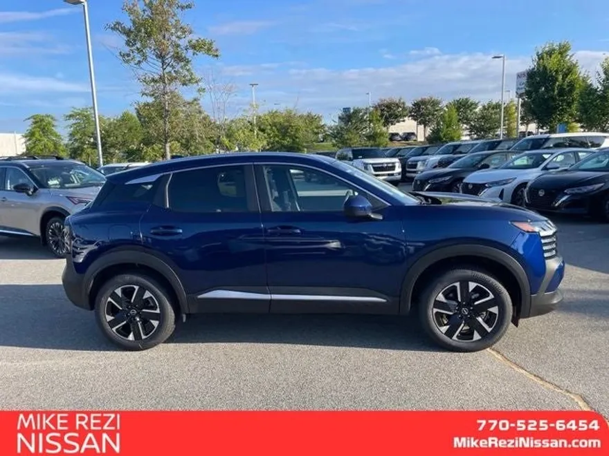 2025 Nissan Kicks SV photo 1