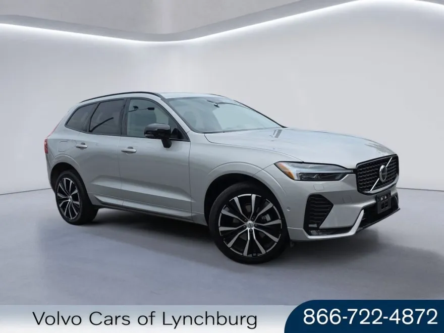 2025 Volvo XC60 B5 Plus photo 1