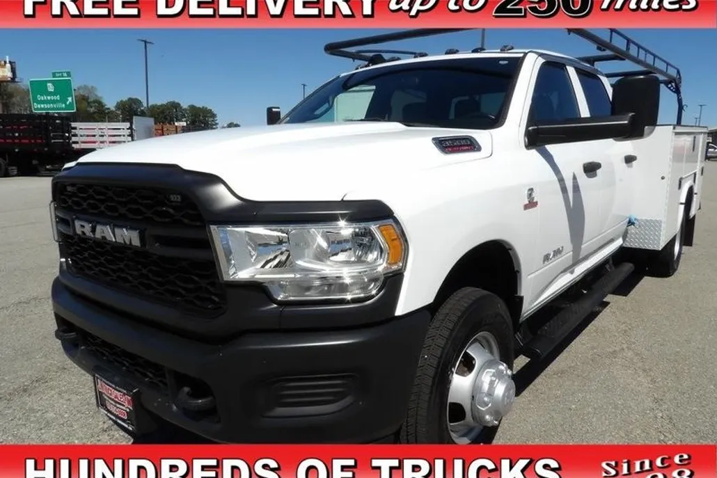 2022 Ram 3500 photo 1