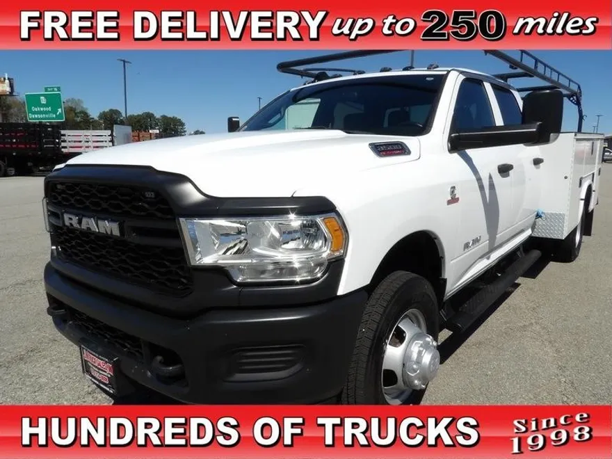 2022 Ram 3500 photo 1