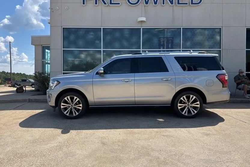 2021 Ford Expedition MAX Limited photo 1