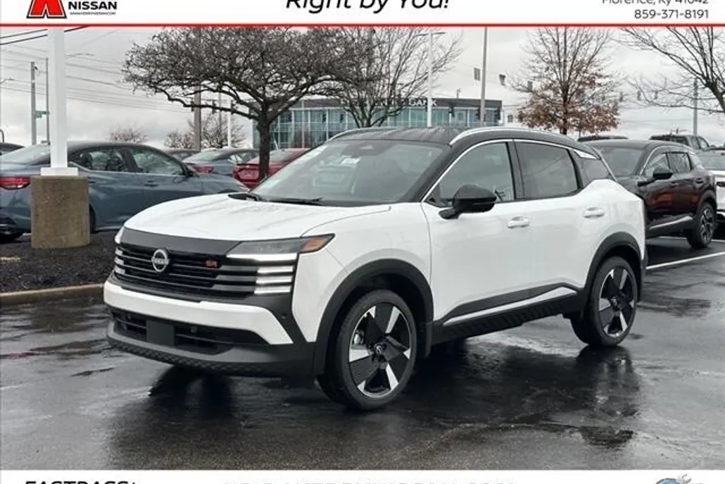 2025 Nissan Kicks SR photo 1