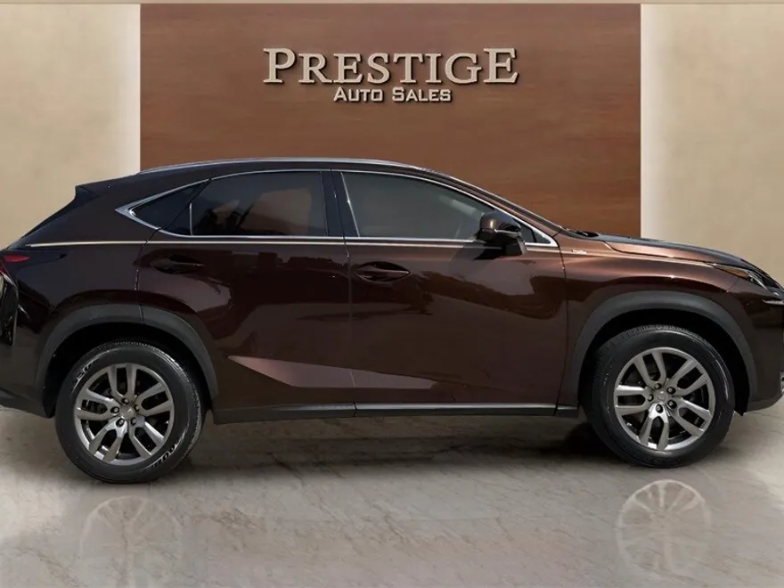 2016 Lexus NX 200t Luxury photo 1