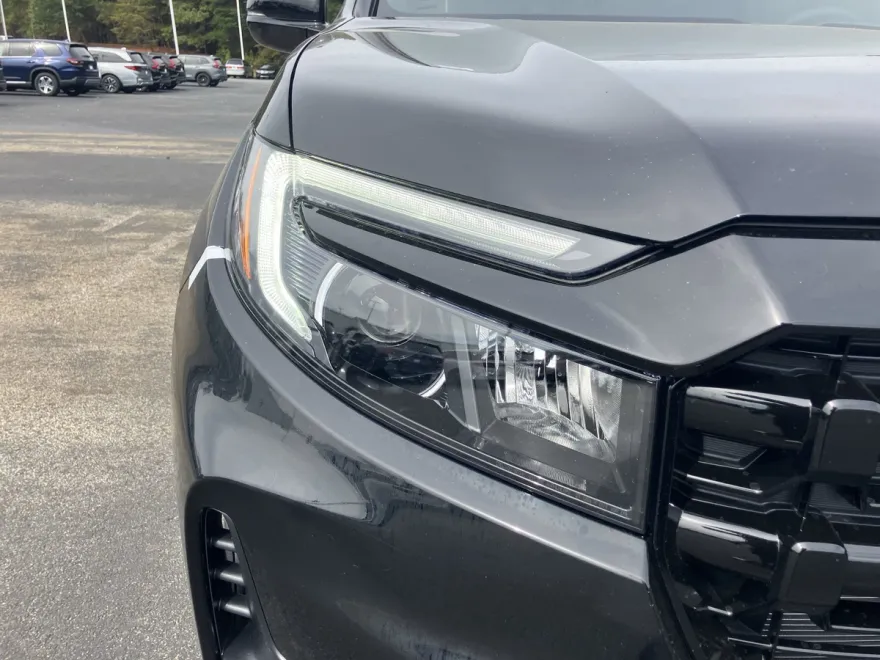 2026 Honda Ridgeline Black Edition photo 1
