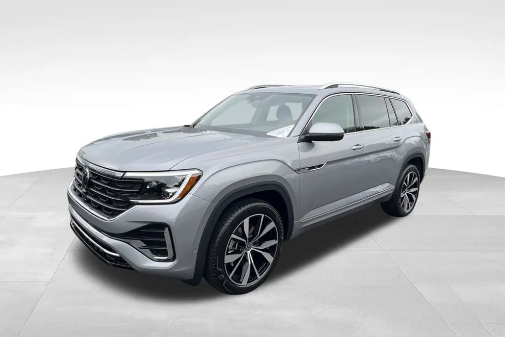 2026 Volkswagen Atlas SEL Premium R-Line photo 1