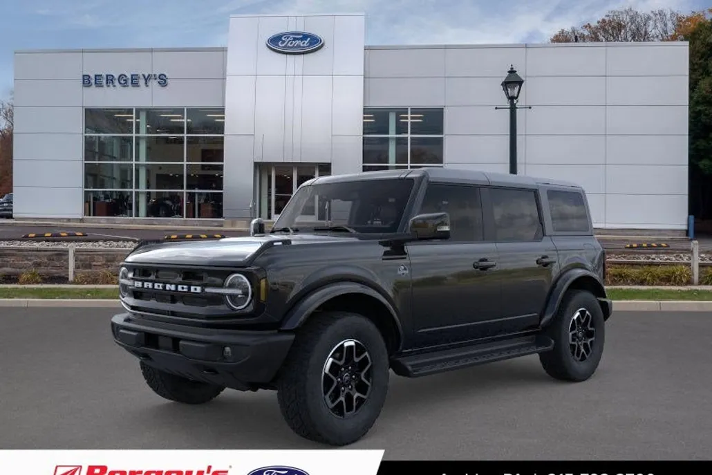 2025 Ford Bronco Outer Banks photo 1
