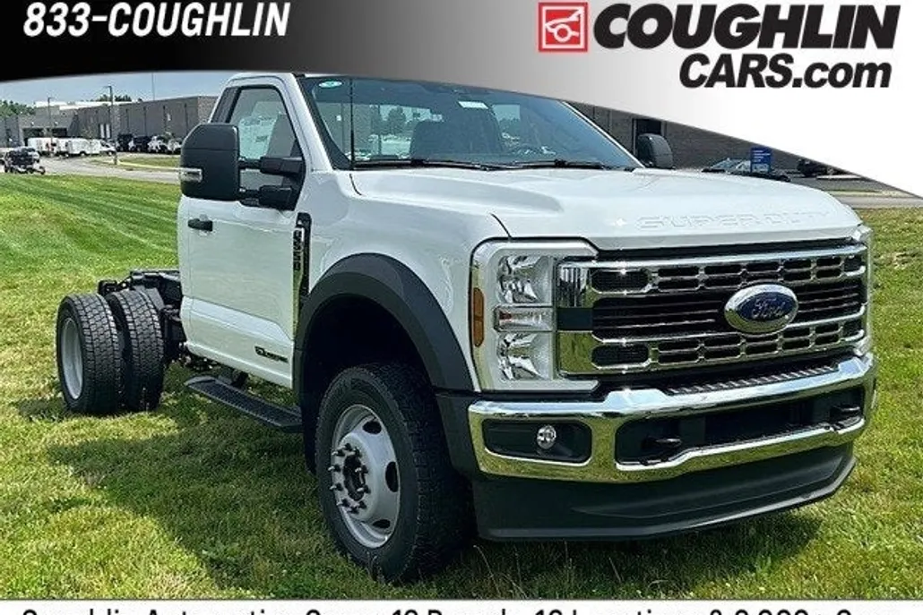 2025 Ford F-550 XL photo 1