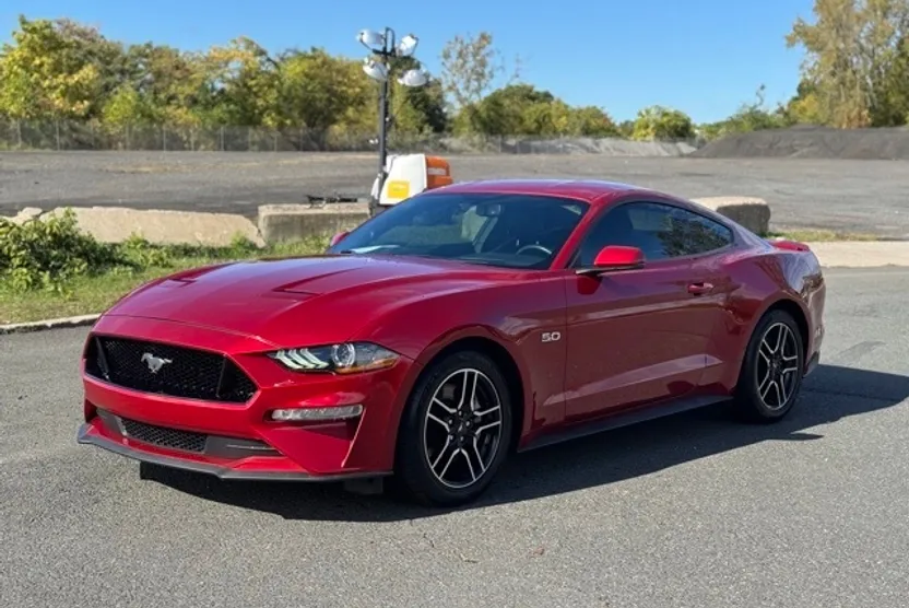 2020 Ford Mustang GT Premium photo 1