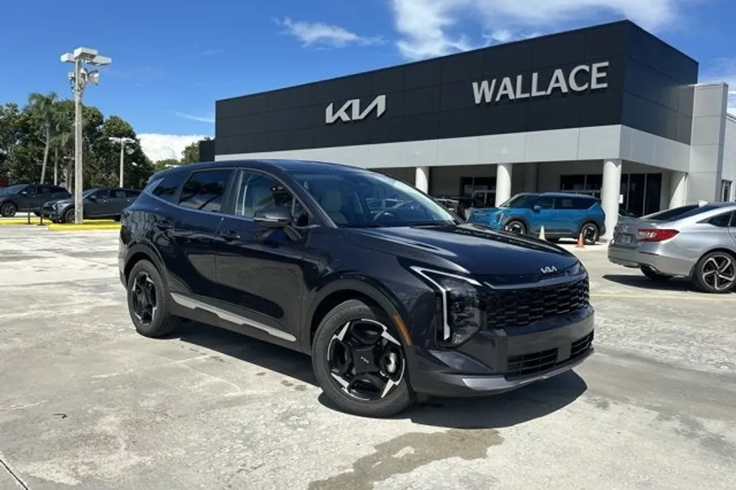 2026 Kia Sportage EX photo 1