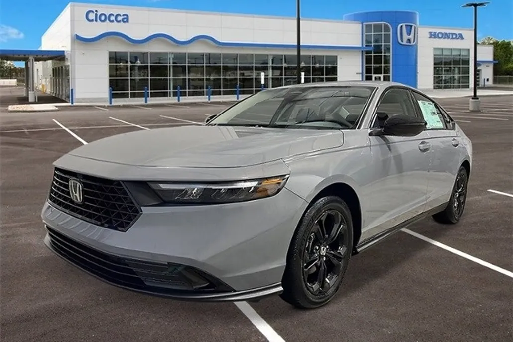 2025 Honda Accord SE photo 1