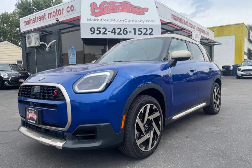 2025 Mini Countryman S ALL4 photo 1