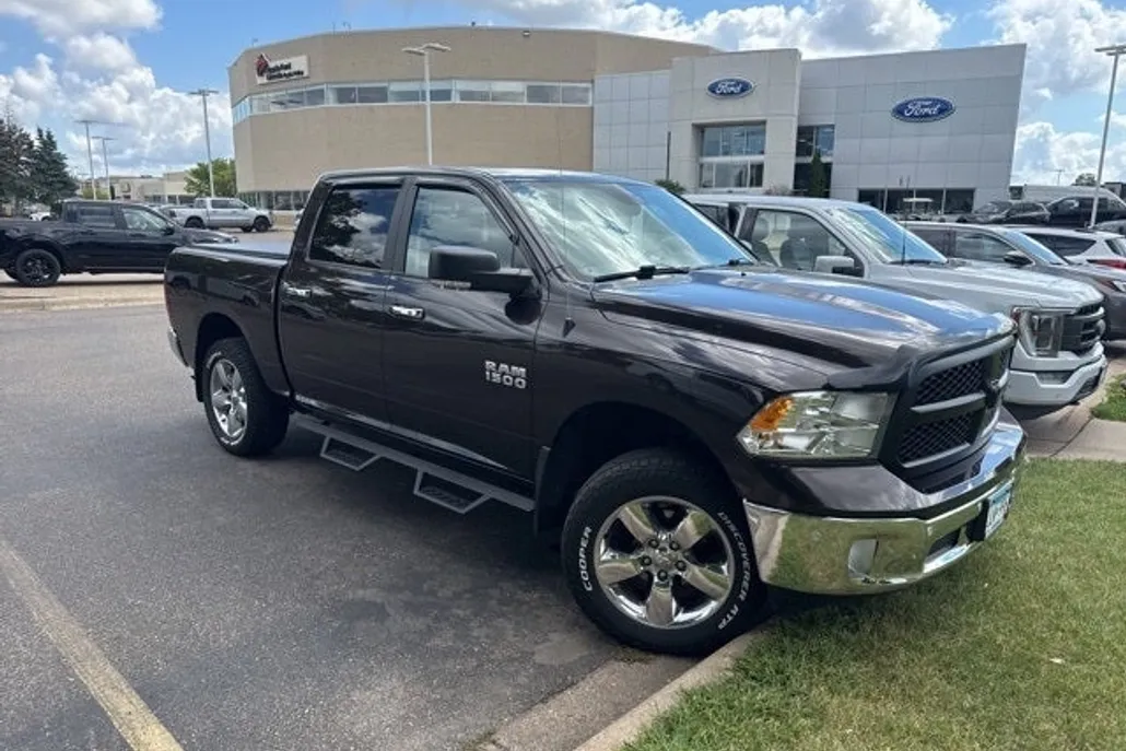 2017 Ram 1500 Big Horn photo 1