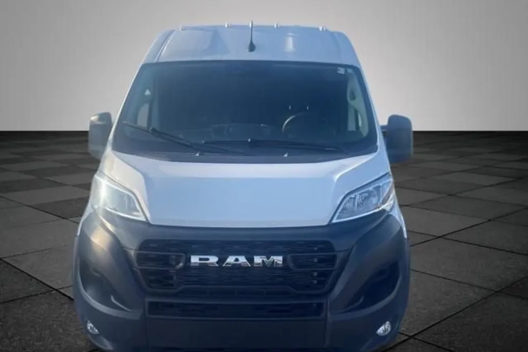 2024 Ram ProMaster 1500 Tradesman photo 1