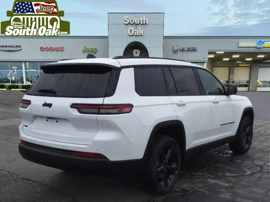 2025 Jeep Grand Cherokee Altitude X photo 1
