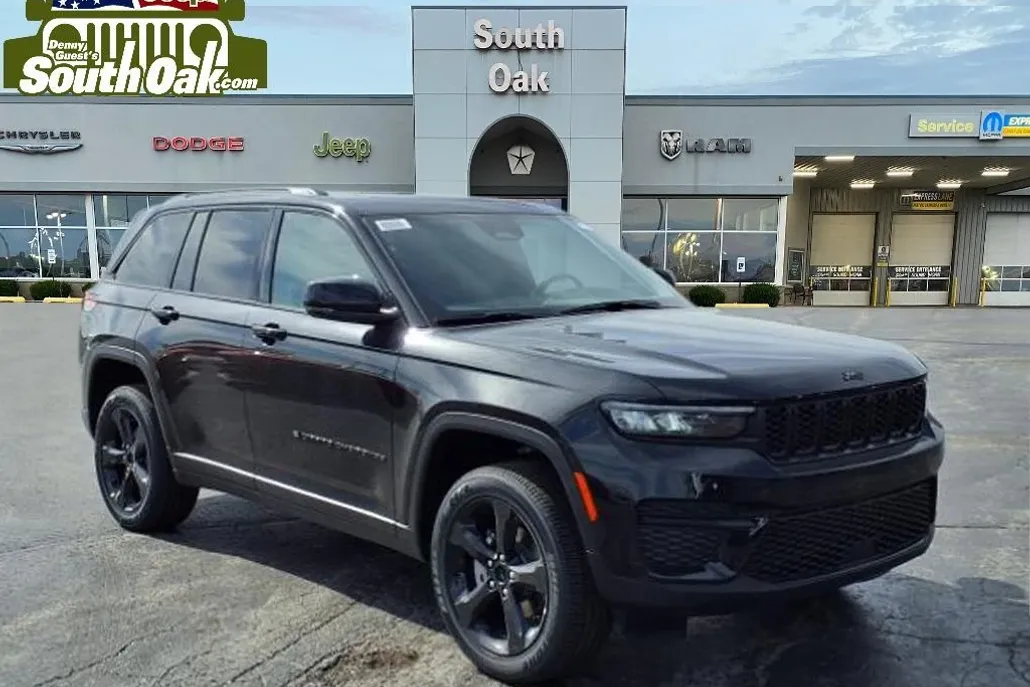 2025 Jeep Grand Cherokee Altitude X photo 1