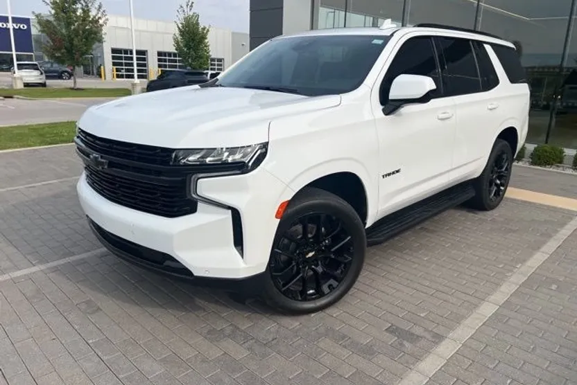 2023 Chevrolet Tahoe RST photo 1