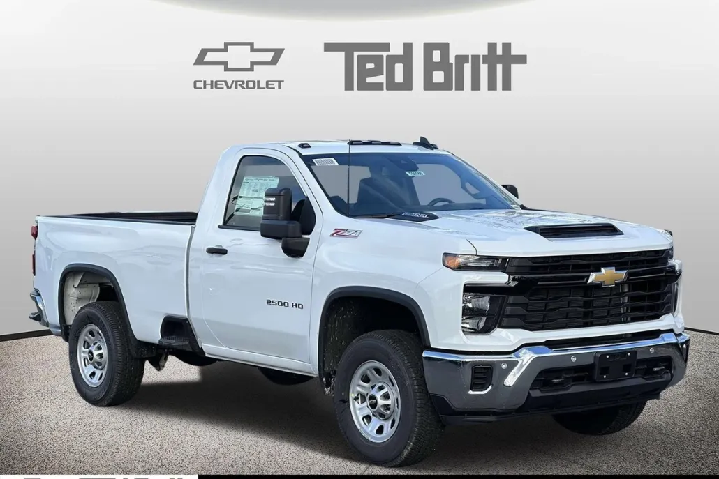 2025 Chevrolet Silverado 2500HD photo 1