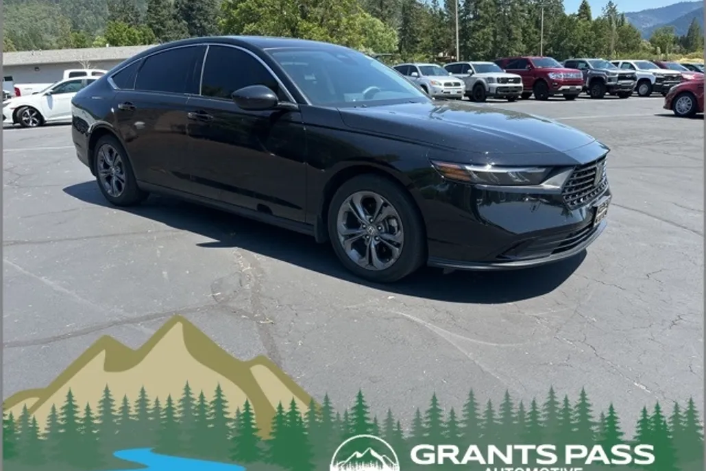 2023 Honda Accord EX photo 1
