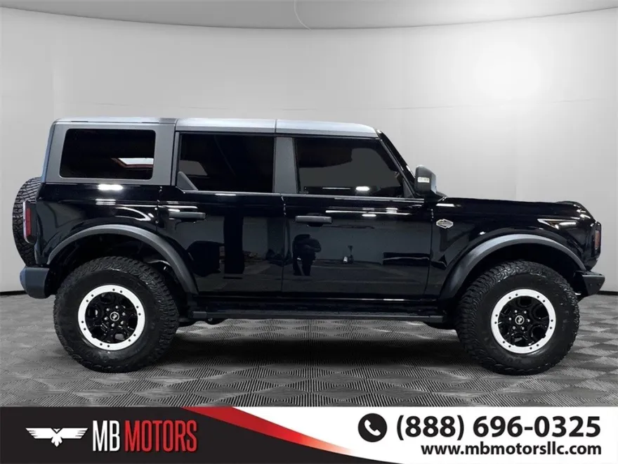 2024 Ford Bronco Wildtrak photo 1