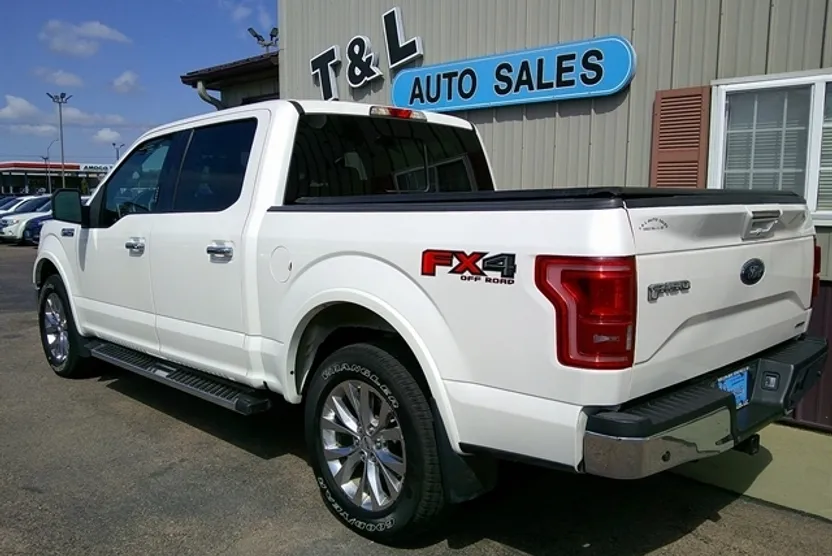 2016 Ford F-150 Lariat FX4 photo 1