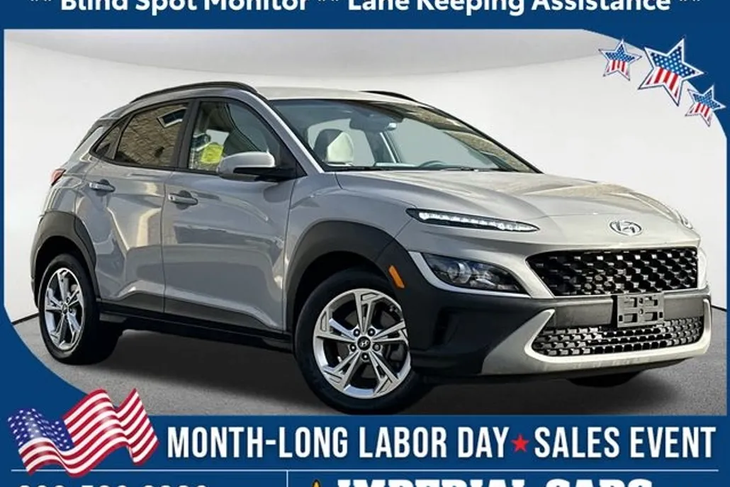 2022 Hyundai Kona SEL photo 1