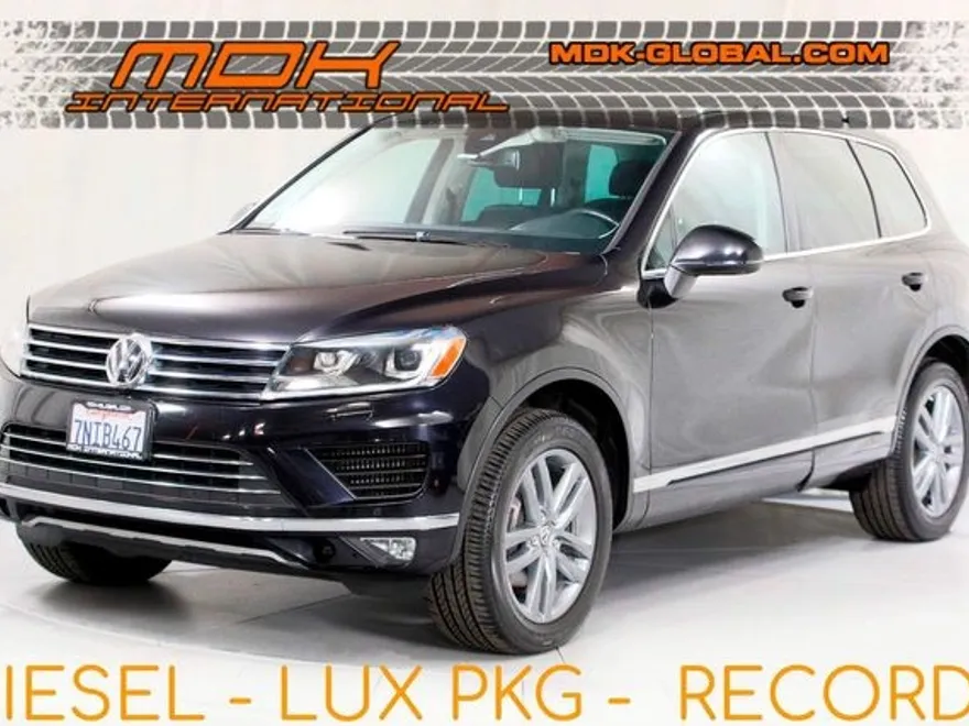 2016 Volkswagen Touareg TDI Lux photo 1