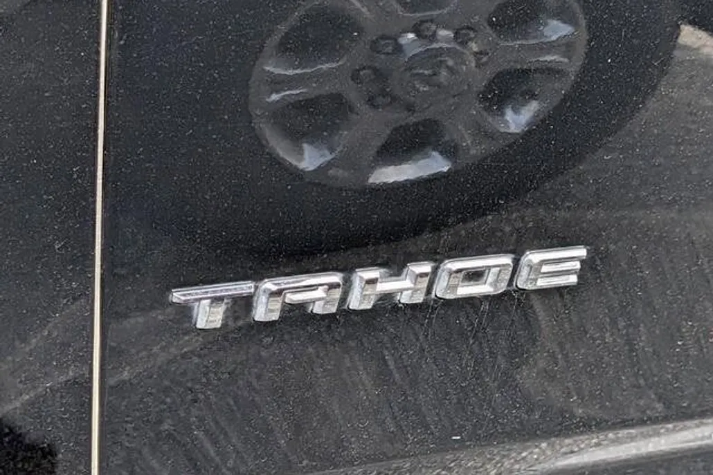 2023 Chevrolet Tahoe LS photo 1