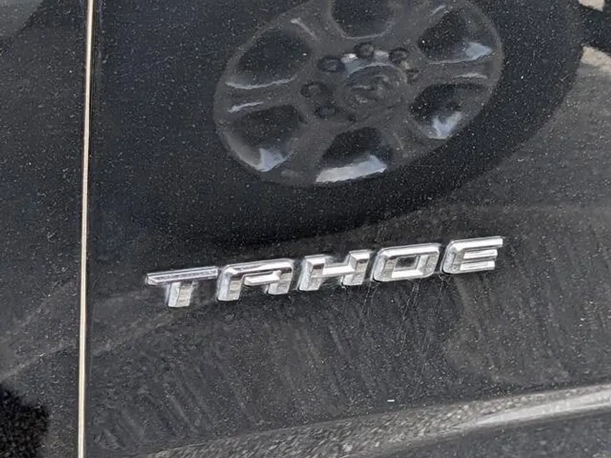 2023 Chevrolet Tahoe LS photo 1