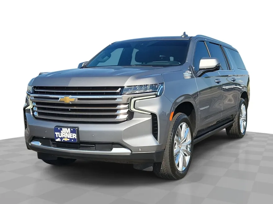 2023 Chevrolet Suburban High Country photo 1