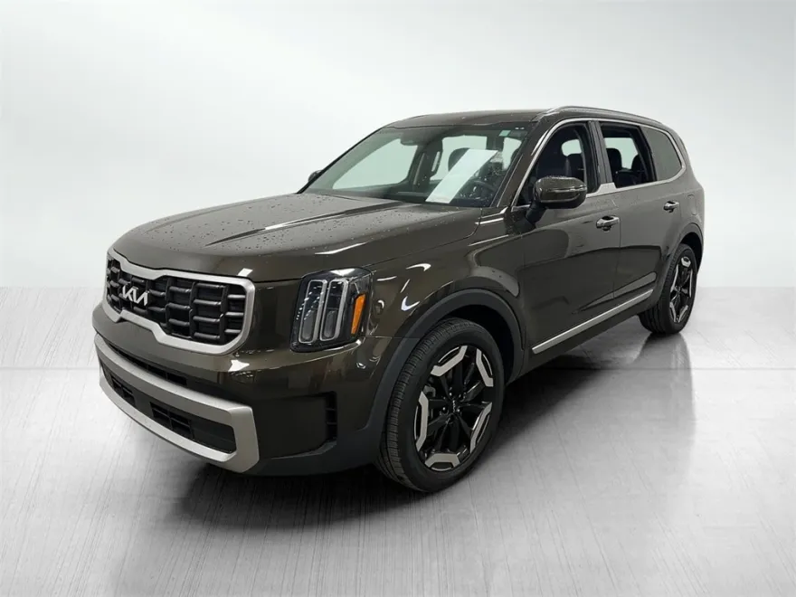 2023 Kia Telluride S photo 1